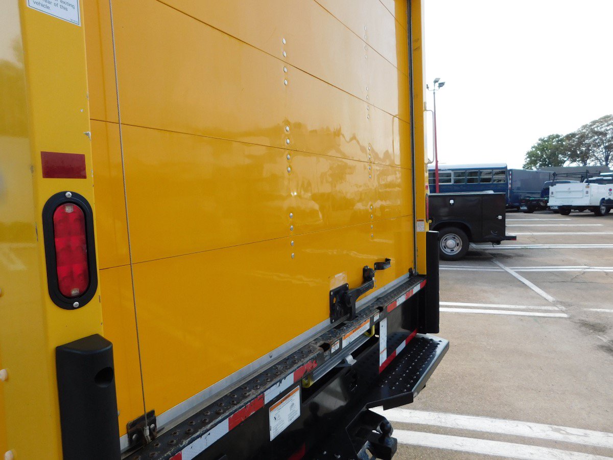 Used 2022 Ford E-350 and Econoline 350 Super Duty RWD image 9