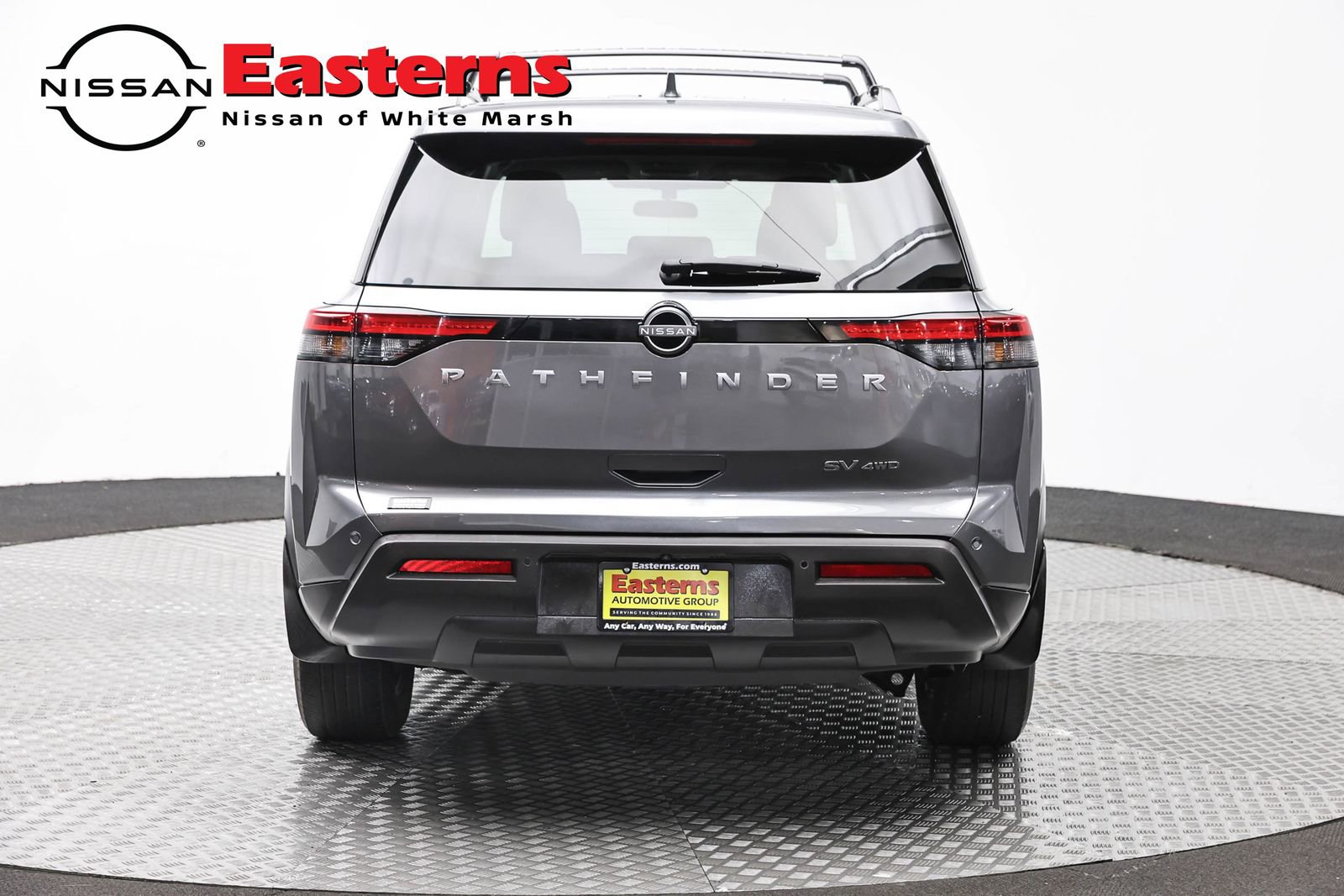 Used 2022 Nissan Pathfinder SV AWD/4WD image 6