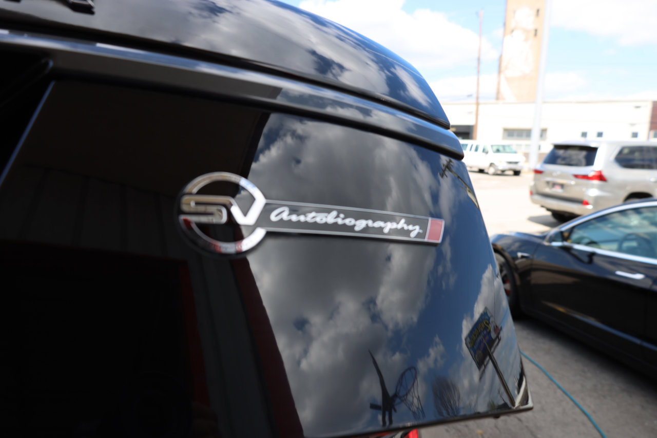 Used 2020 Land Rover Range Rover SV Autobiography Dynamic image 30