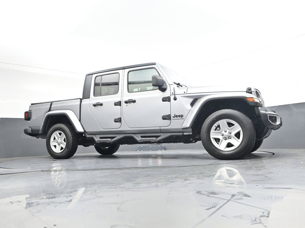 Used 2021 Jeep Gladiator Sport AWD/4WD image 36