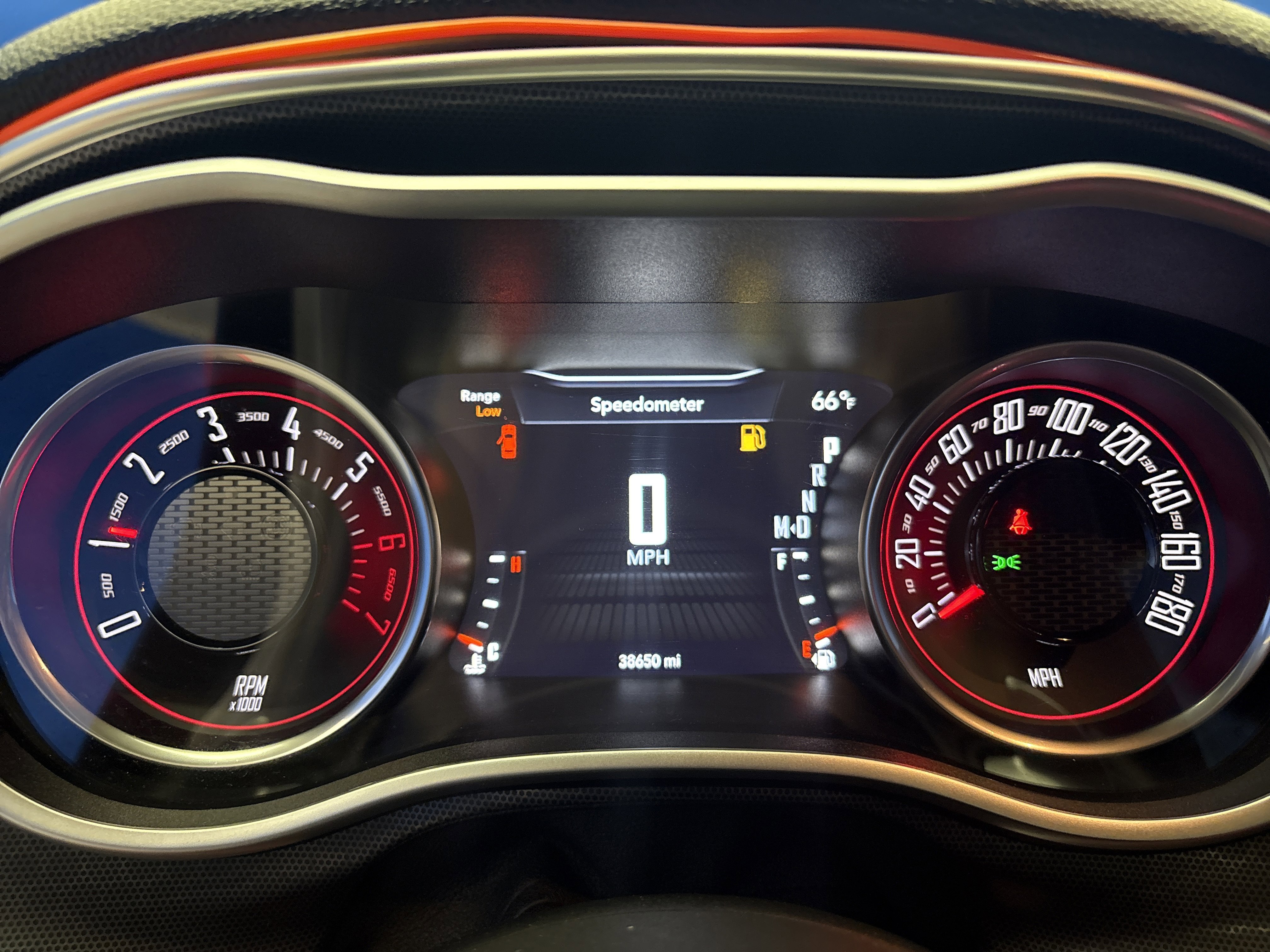 Used 2018 Dodge Challenger R/T Scat Pack w/ Leather Interior Group image 17