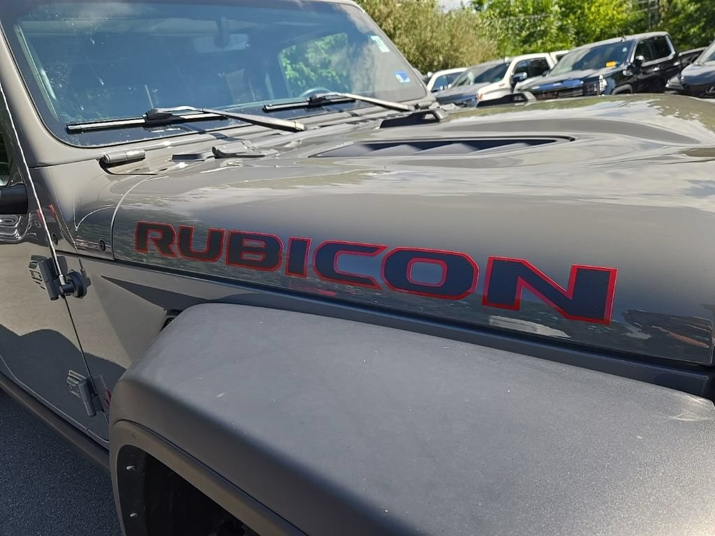 Used 2023 Jeep Gladiator Rubicon w/ Cold Weather Group AWD/4WD image 9