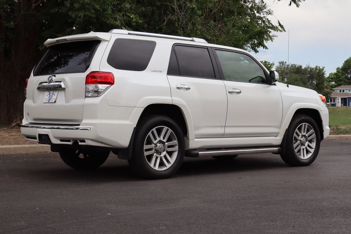 Used 2011 Toyota 4Runner Limited AWD/4WD image 5