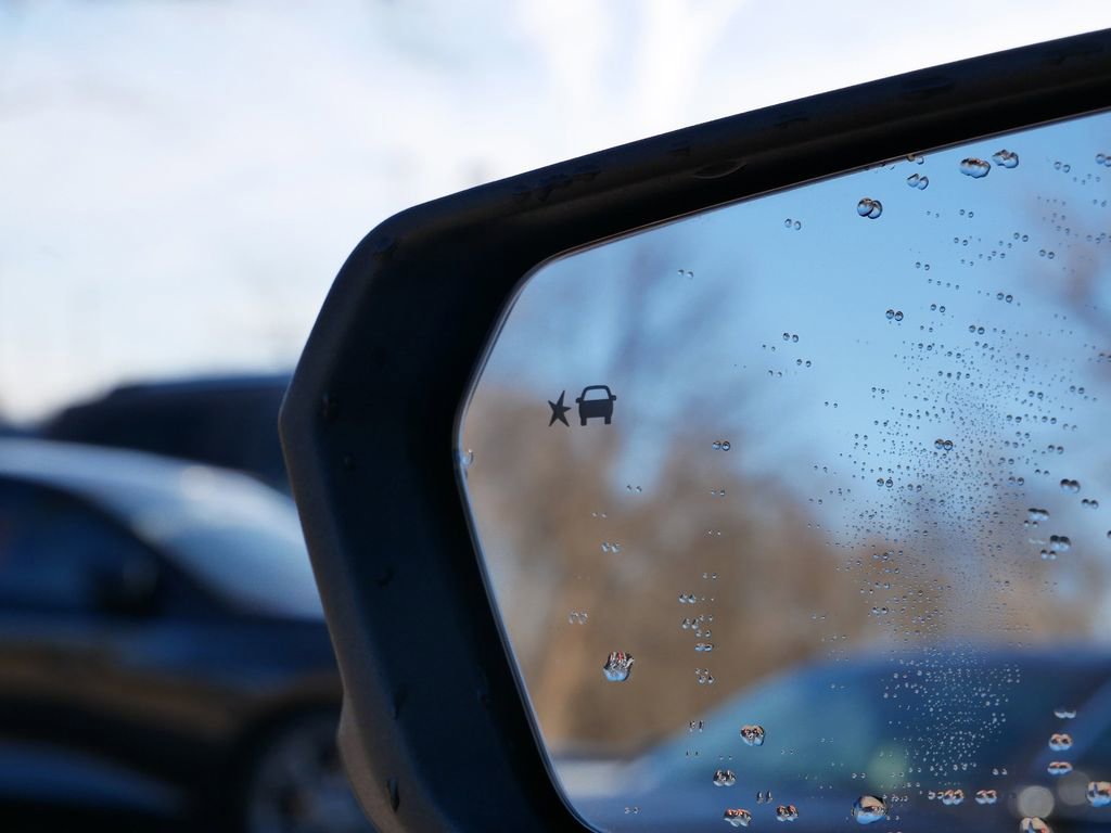 Used 2019 Chevrolet Equinox LT image 28