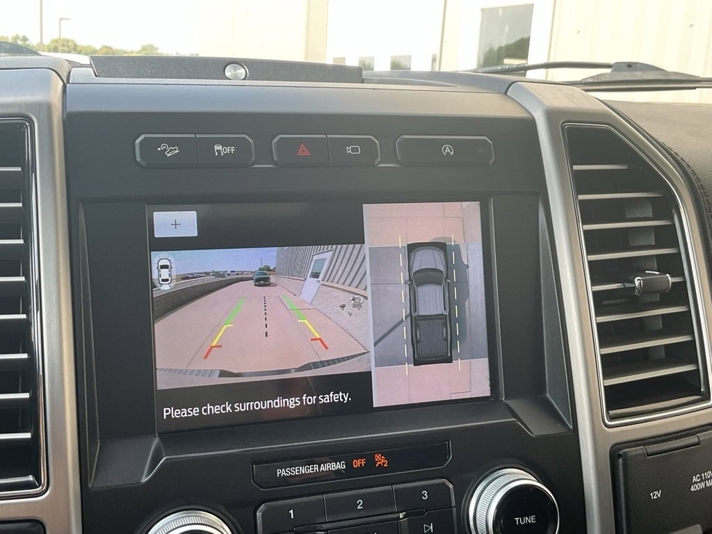 Certified 2019 Ford F150 Platinum w/ Equipment Group 701A Luxury image 28