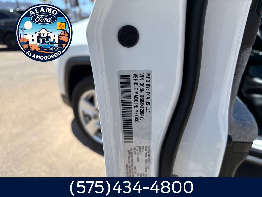 Used 2022 Jeep Compass Latitude w/ Convenience Group image 27