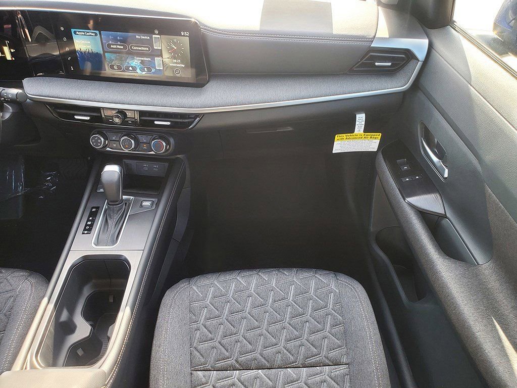 New 2025 Nissan Kicks SV w/ SV Premium Package AWD/4WD image 15