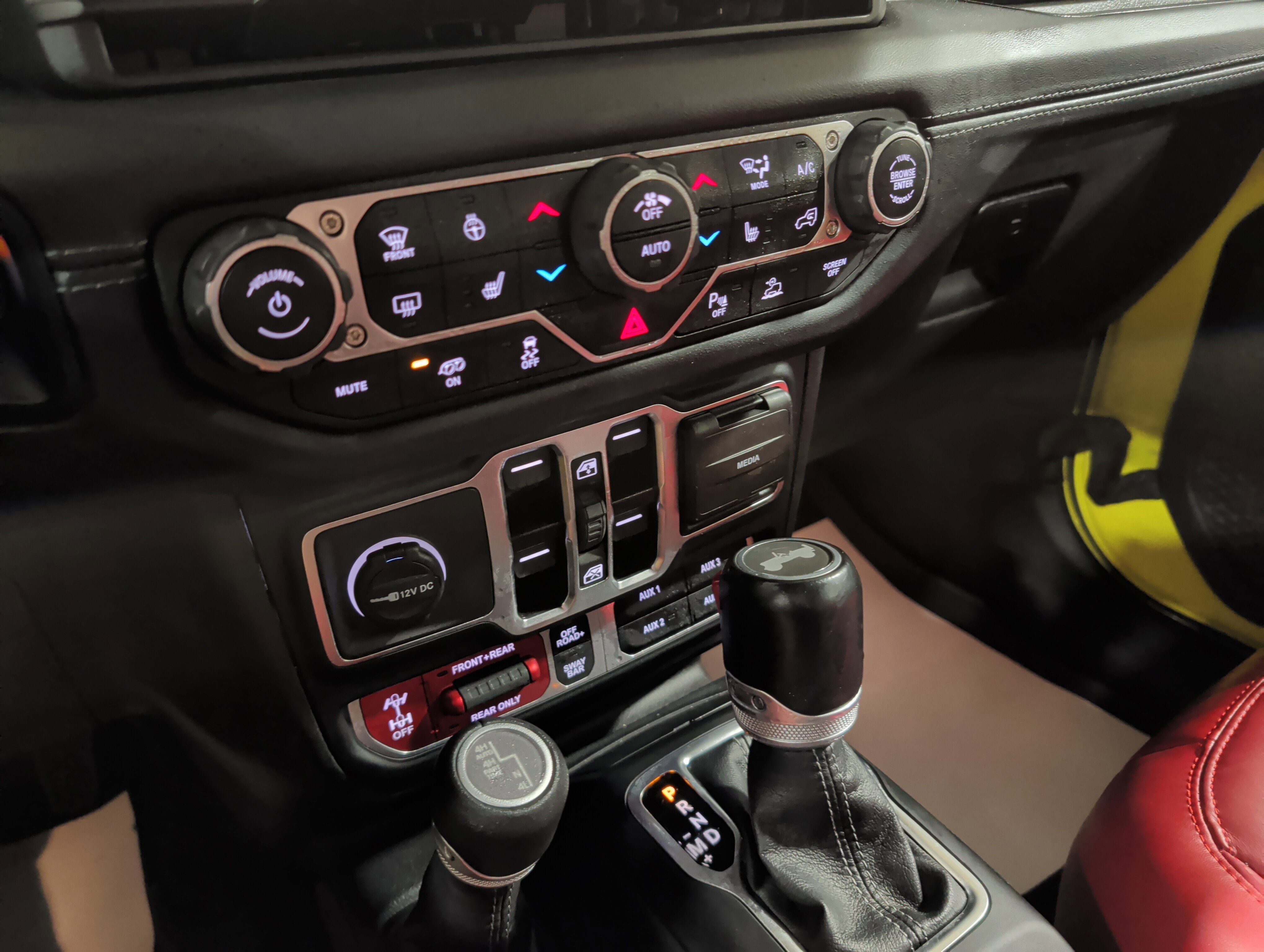 Used 2024 Jeep Wrangler Unlimited Rubicon 392 image 11