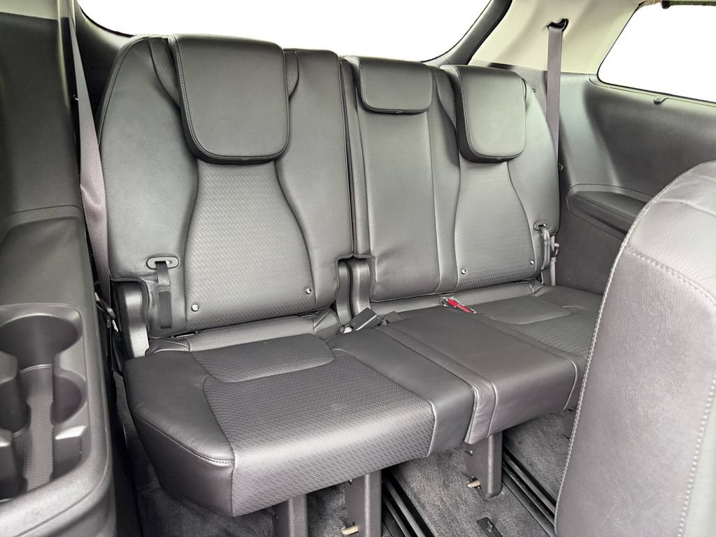 Used 2025 Kia Carnival SX Prestige FWD image 10