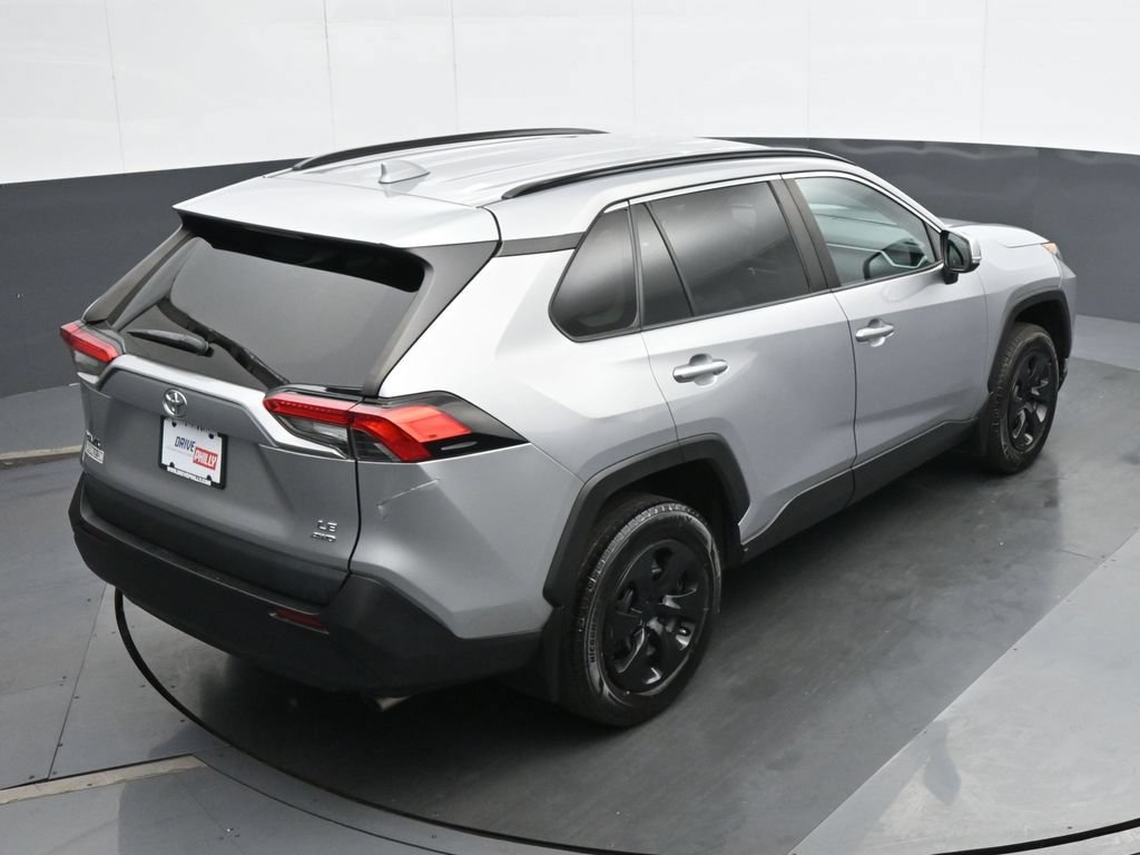 Used 2020 Toyota RAV4 LE w/ All Weather Liner Package AWD/4WD image 21