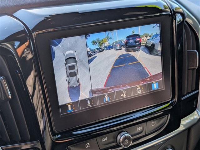 Used 2023 Chevrolet Traverse RS image 19