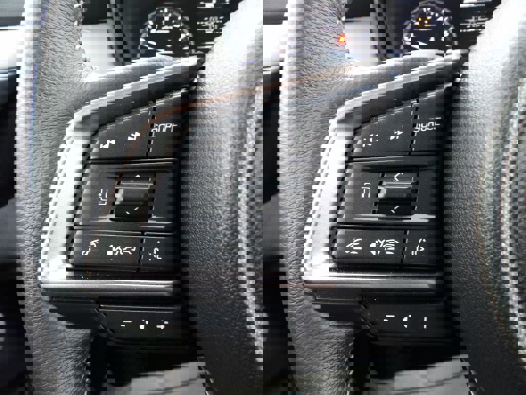 Used 2025 Subaru Outback Premium w/ Popular Package #1 image 17