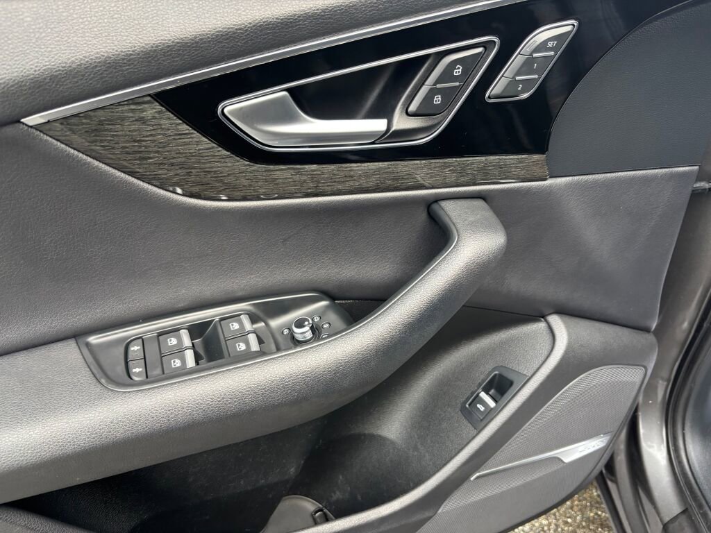 Used 2019 Audi Q7 3.0T Premium Plus w/ Premium Plus Package image 21