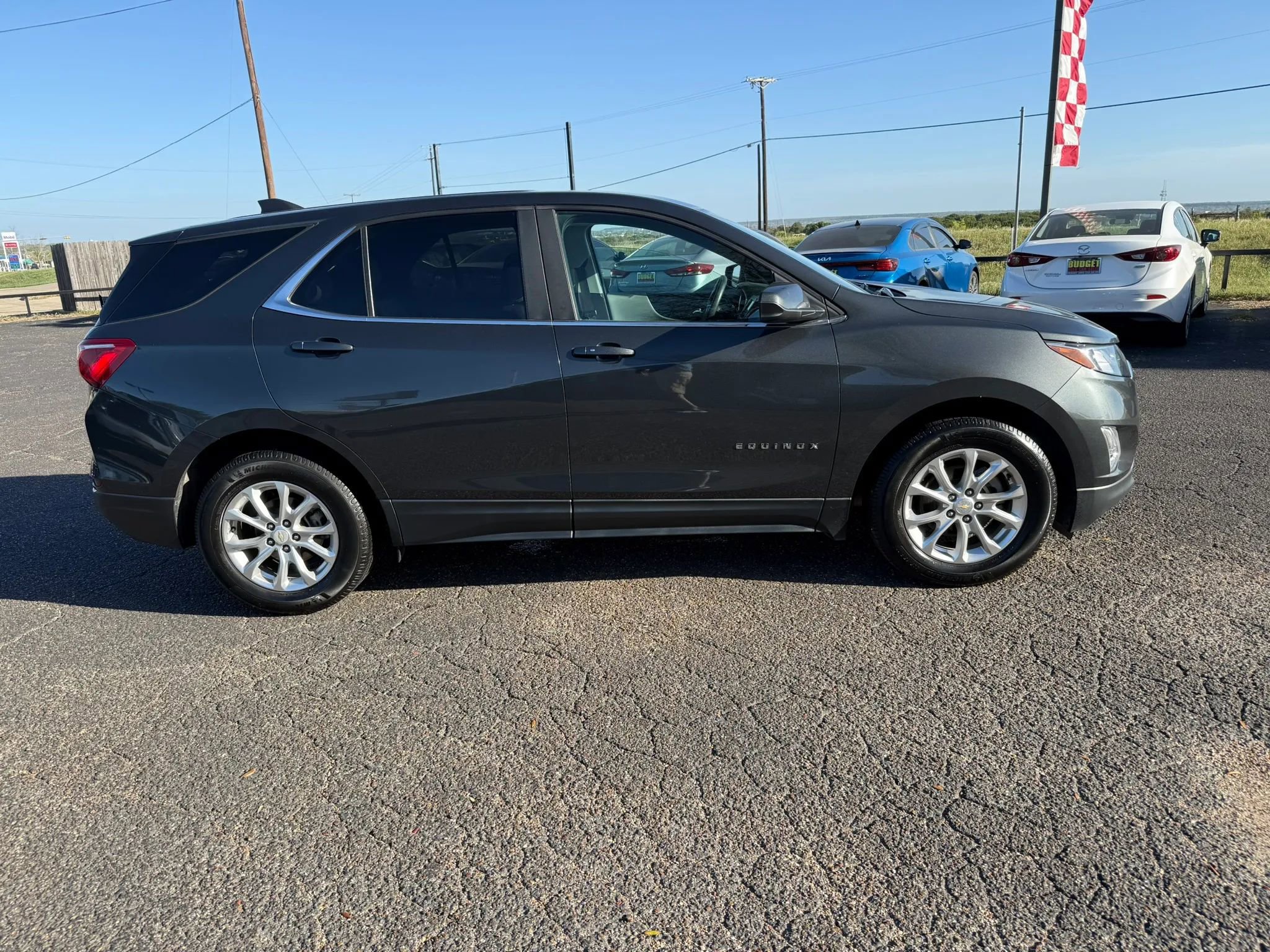 Used 2021 Chevrolet Equinox LT FWD image 4