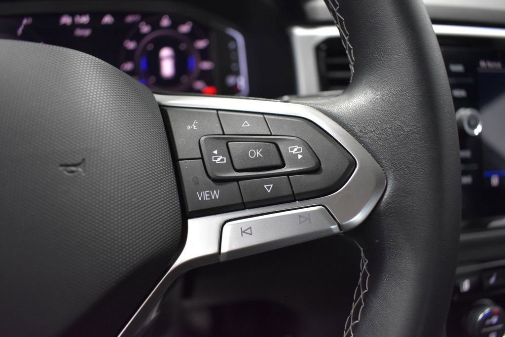 Used 2023 Volkswagen Atlas Cross Sport SE image 27