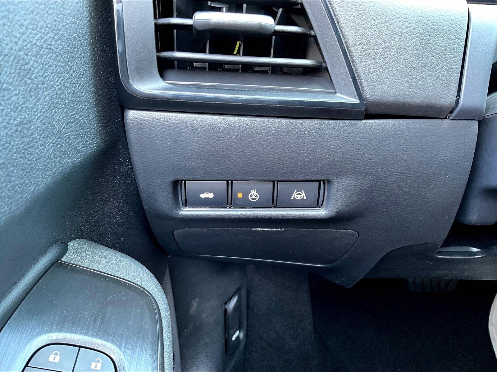 New 2027 Nissan Sentra SR w/ SR Premium Package FWD image 25