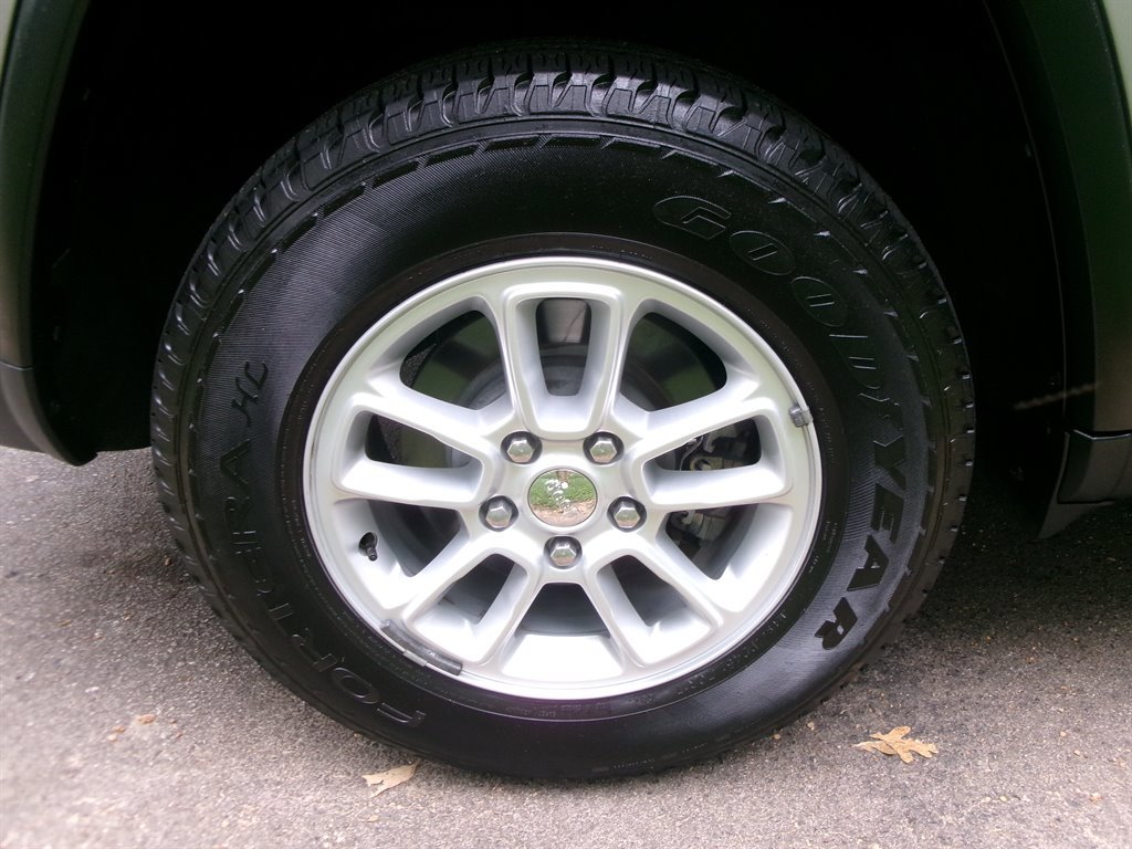 Used 2018 Jeep Grand Cherokee Laredo image 50