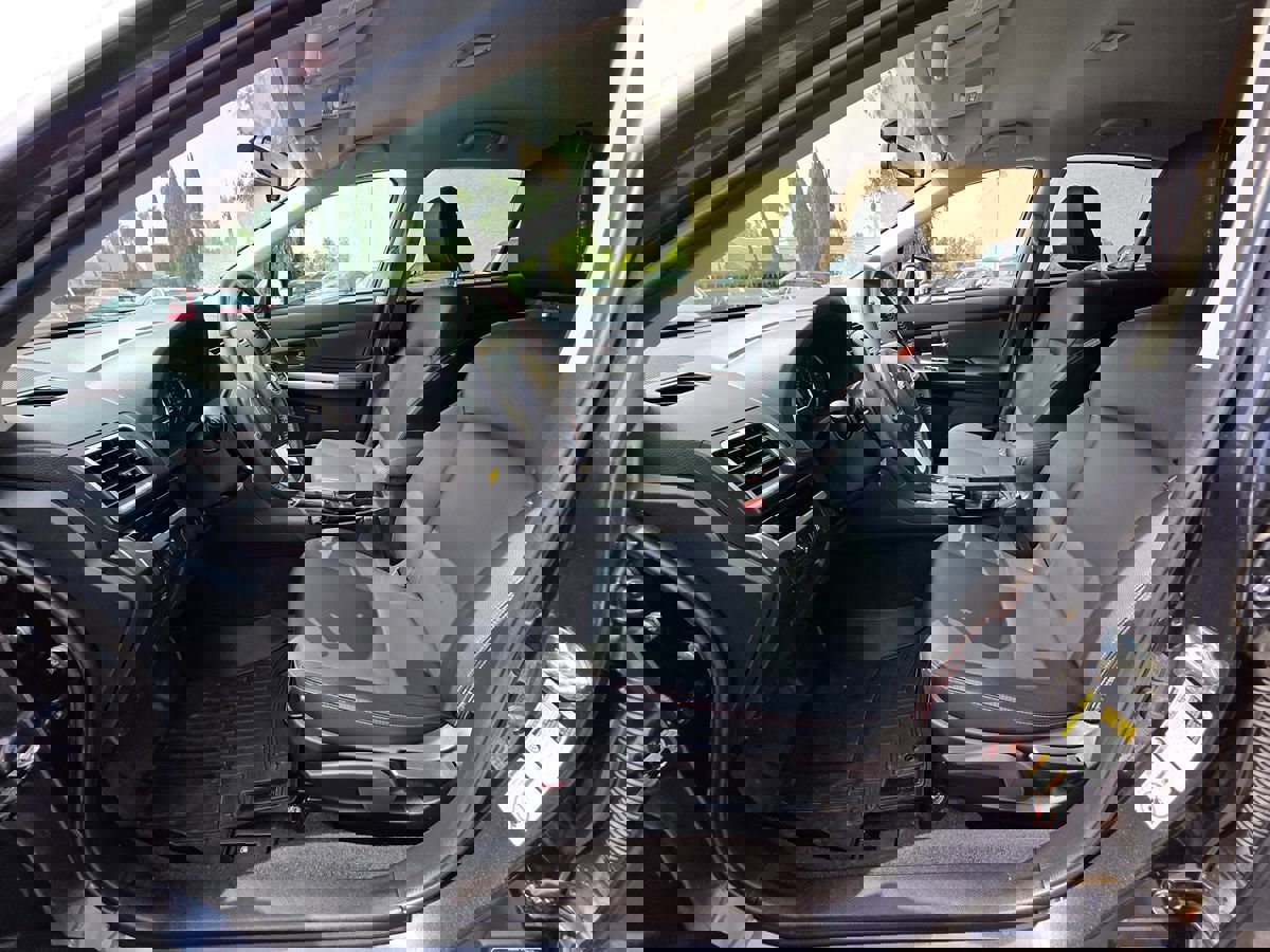 Used 2017 Subaru Crosstrek 2.0i Limited image 24