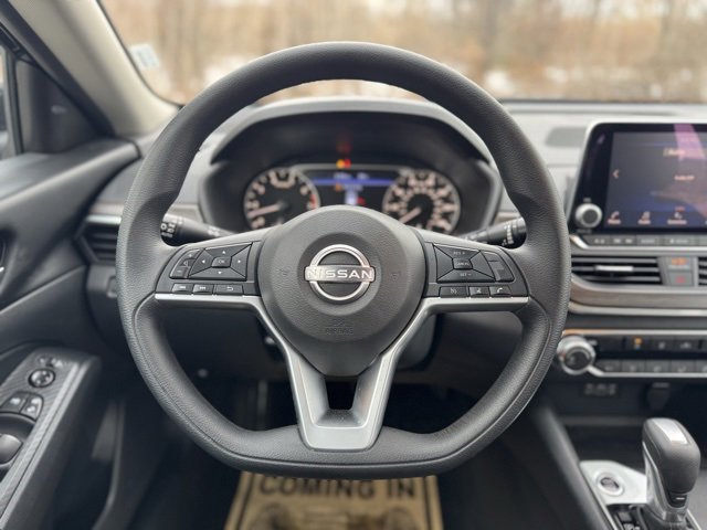 Used 2025 Nissan Altima 2.5 SV image 23