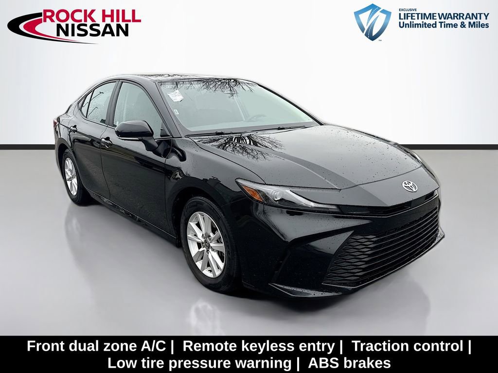 Used 2025 Toyota Camry LE image 1