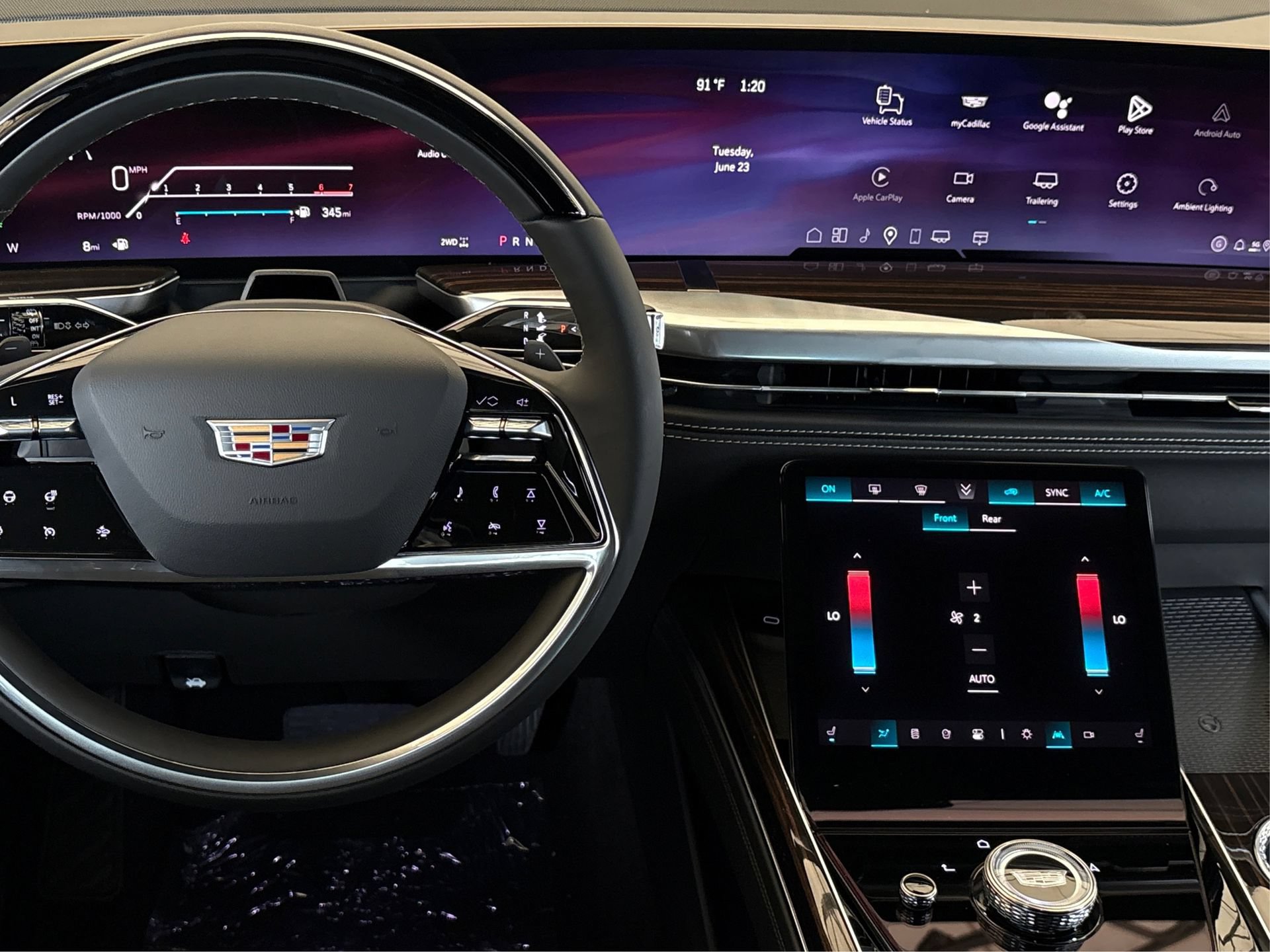 New 2026 Cadillac Escalade ESV Luxury AWD/4WD image 15