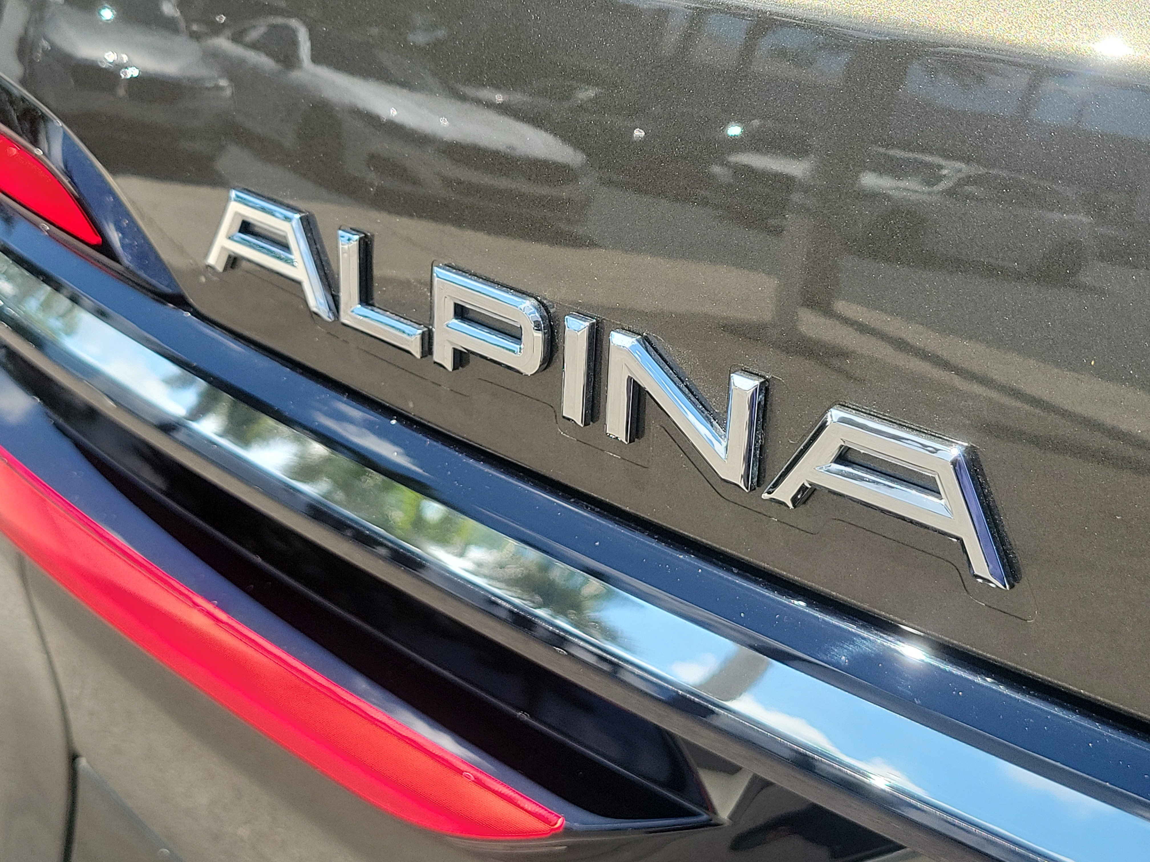 Used 2024 BMW ALPINA XB7 image 6