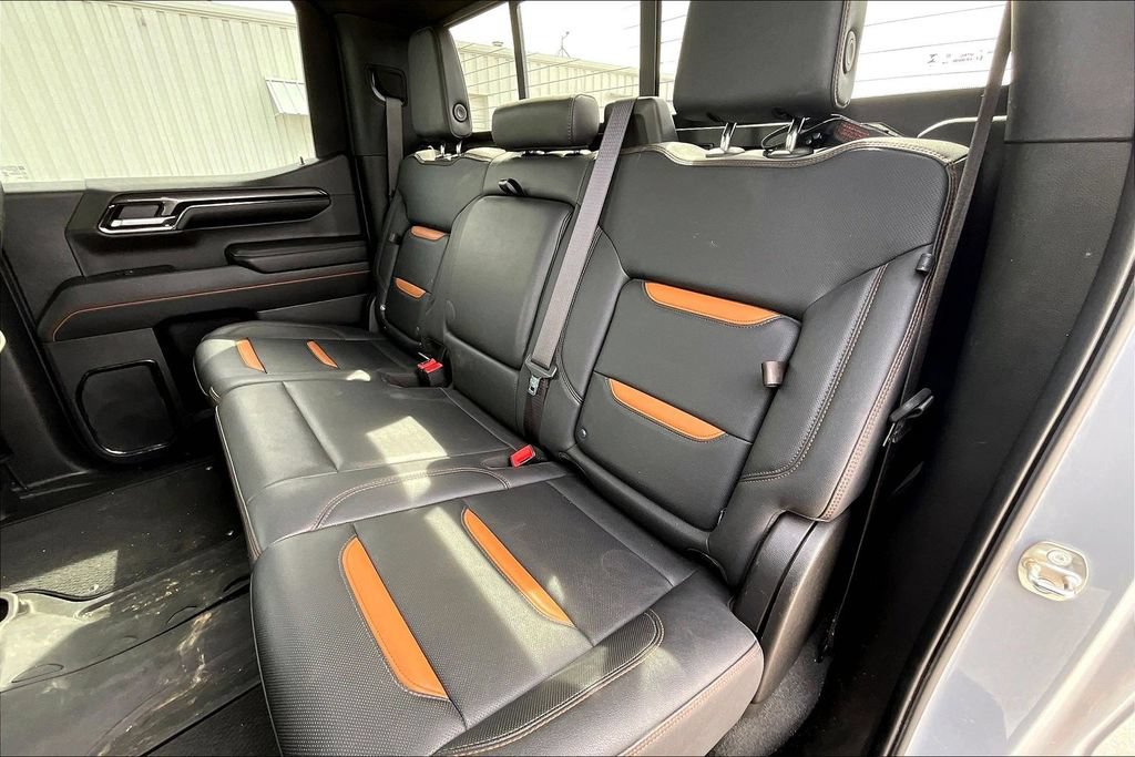 Used 2024 GMC Sierra 1500 AT4 w/ Technology Package AWD/4WD image 31