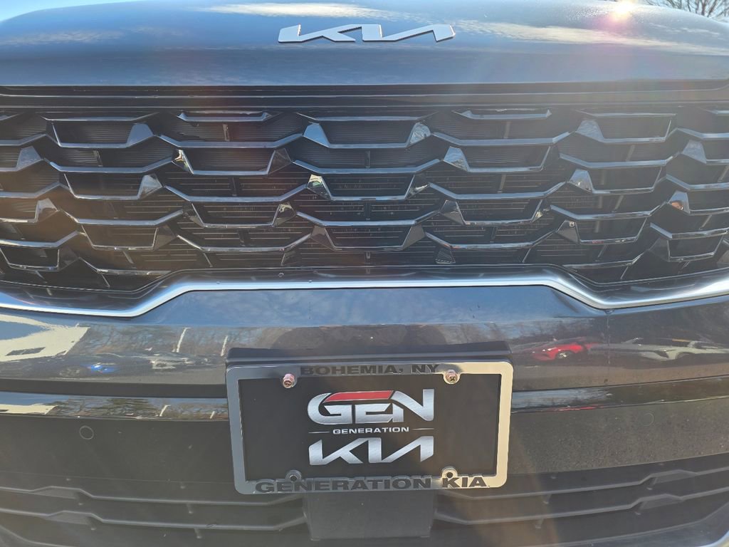 Used 2024 Kia Sorento S image 33