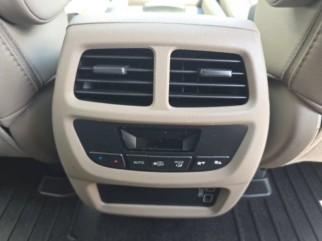 Used 2022 Honda Pilot EX-L image 6