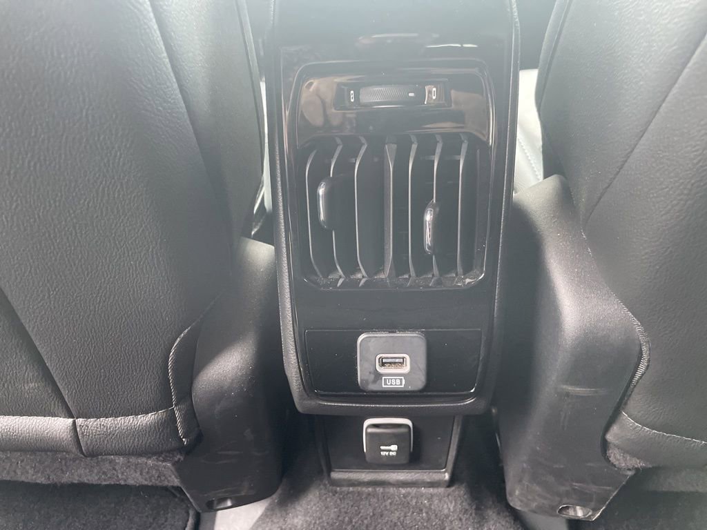 Used 2024 Jeep Compass Latitude image 29