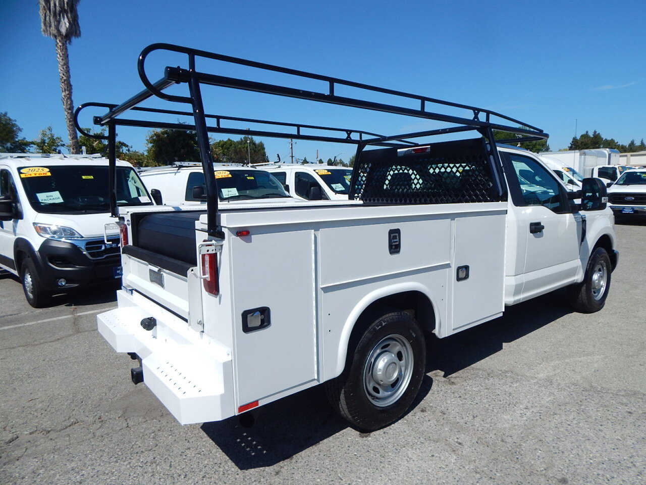 Used 2019 Ford F350 XL w/ Power Equipment Group RWD image 8