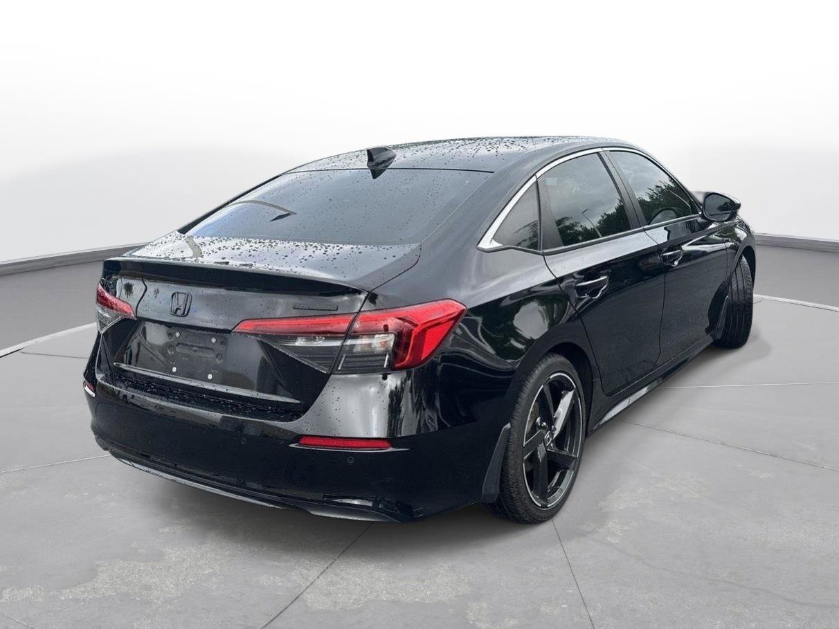 Used 2022 Honda Civic Touring image 6
