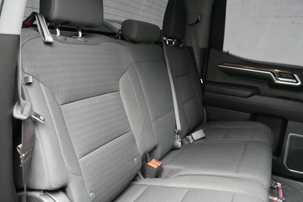 Used 2022 Chevrolet Silverado 1500 RST image 24