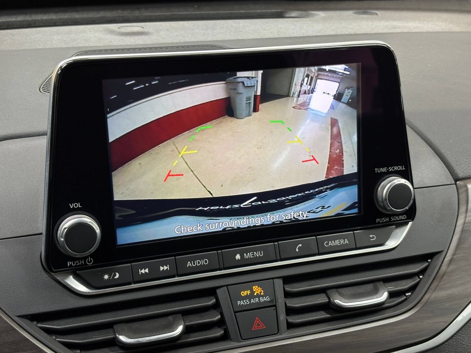 Used 2025 Nissan Altima 2.5 SV FWD image 23