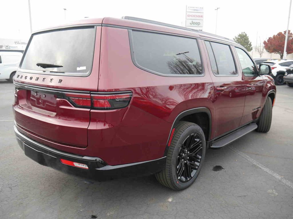 New 2025 Jeep Wagoneer L Series II w/ Convenience Group I AWD/4WD image 24