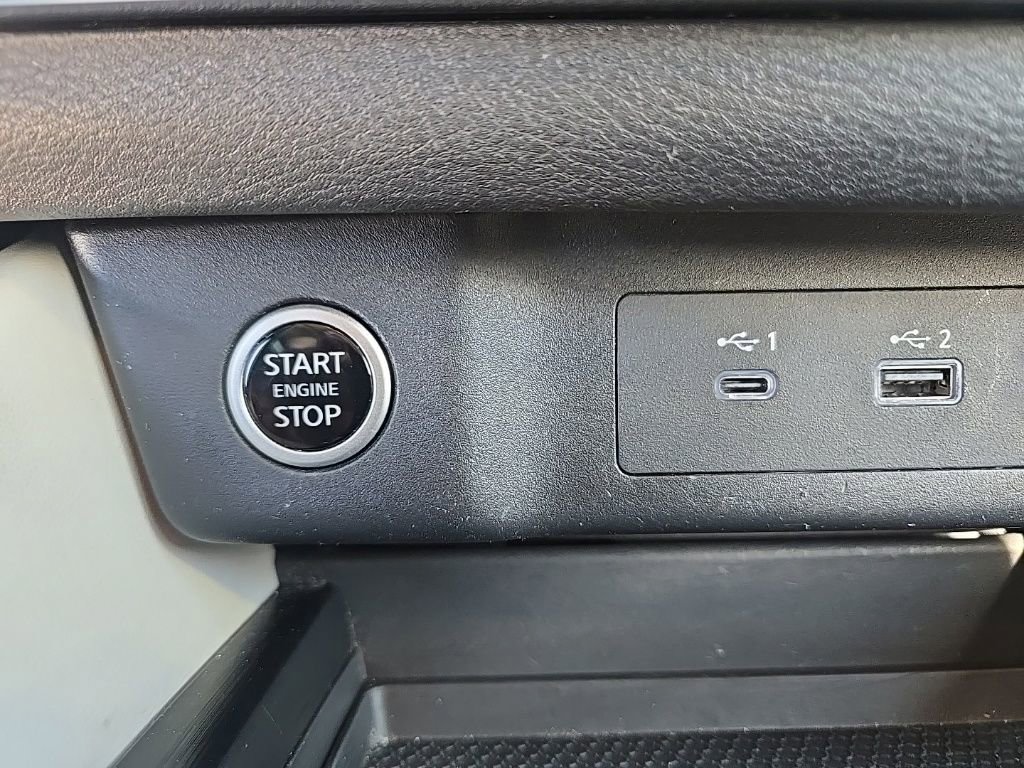 Used 2023 Nissan Rogue SL w/ SL Premium Package image 25