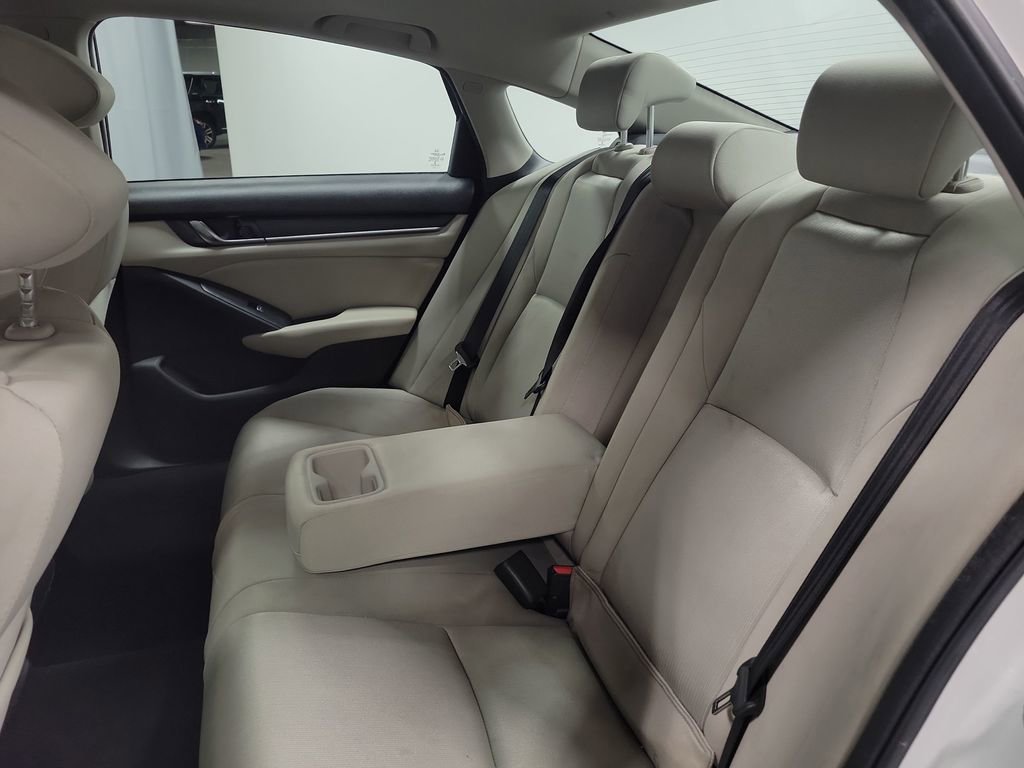 Used 2019 Honda Accord EX image 22