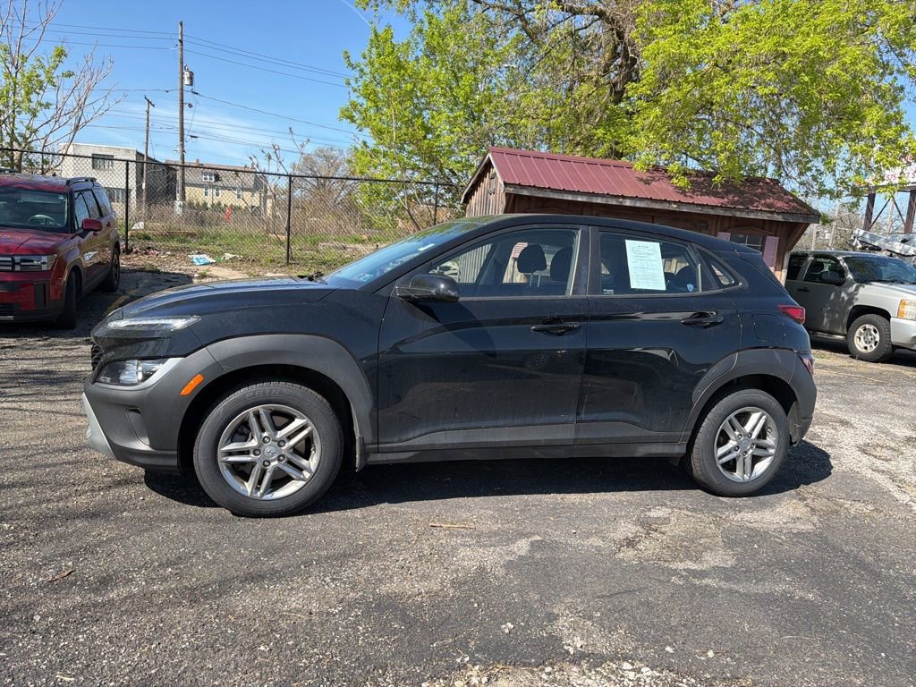 Certified 2023 Hyundai Kona SE AWD/4WD image 4