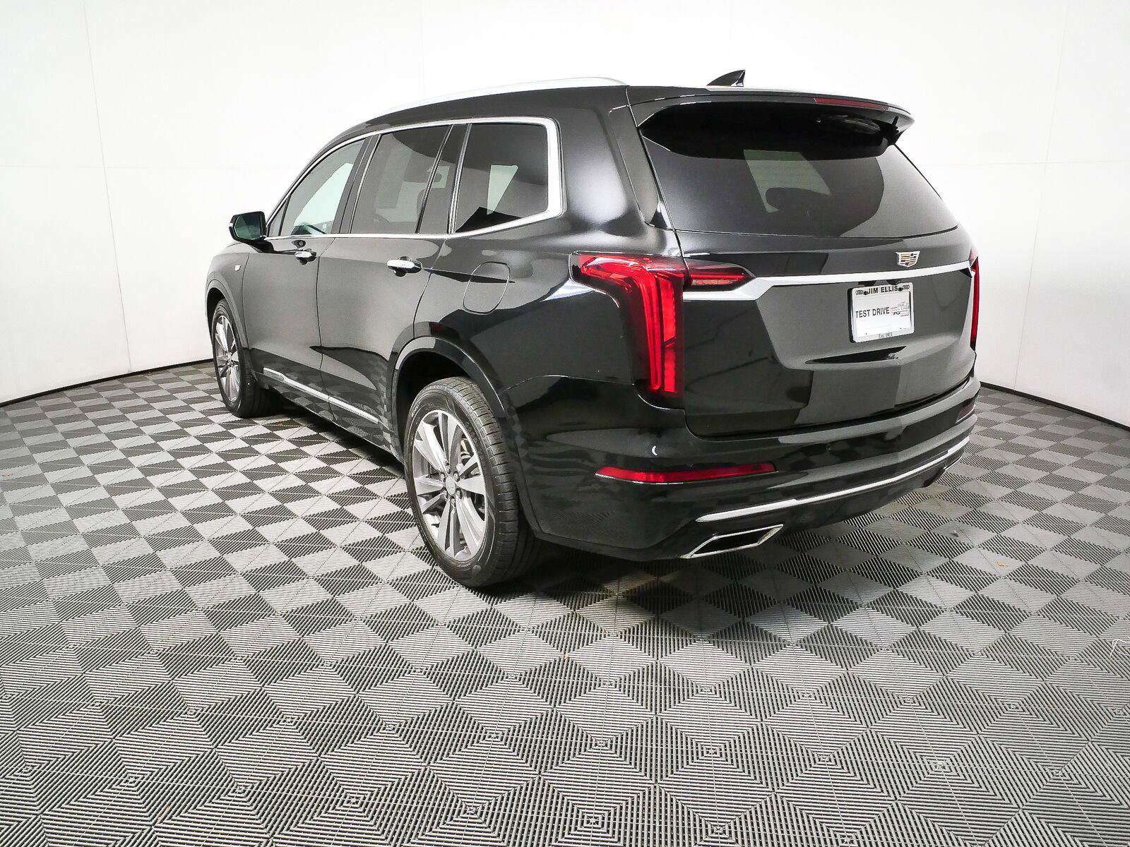 Used 2022 Cadillac XT6 Premium Luxury AWD/4WD image 29
