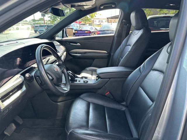 Used 2024 Cadillac XT4 Premium Luxury FWD image 8