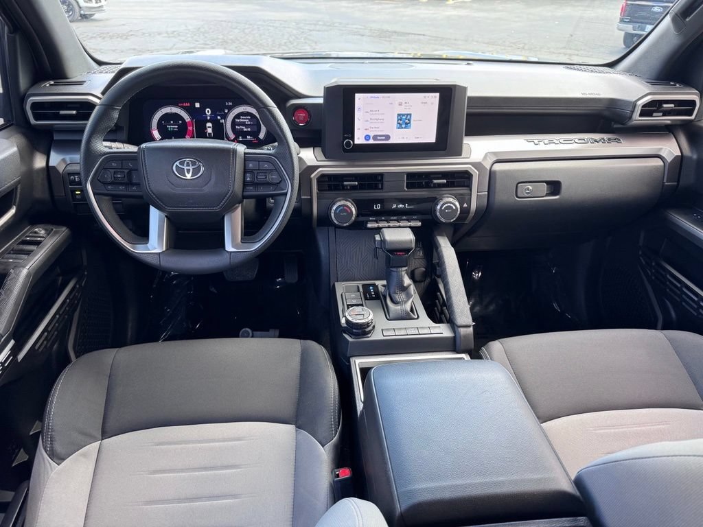 Used 2025 Toyota Tacoma TRD Off-Road AWD/4WD image 6