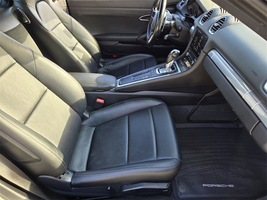 Used 2018 Porsche 718 Cayman S image 16