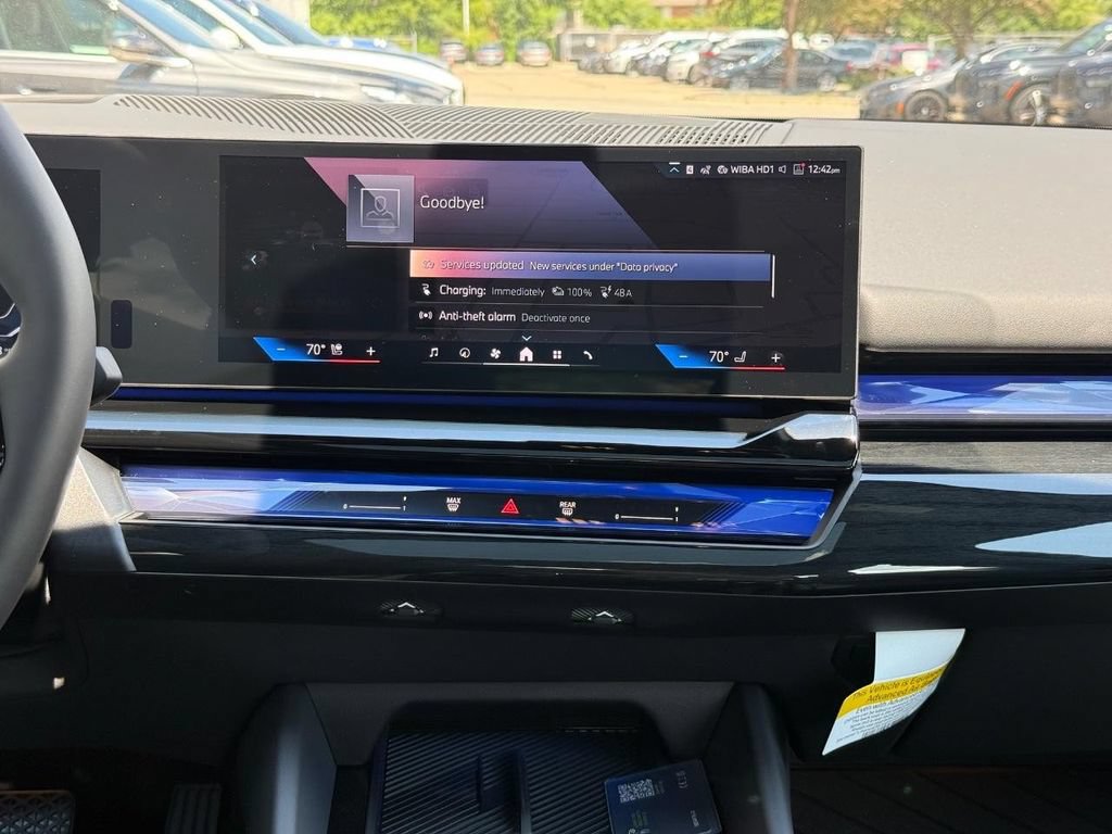 New 2027 BMW i5 xDrive40 AWD/4WD image 7