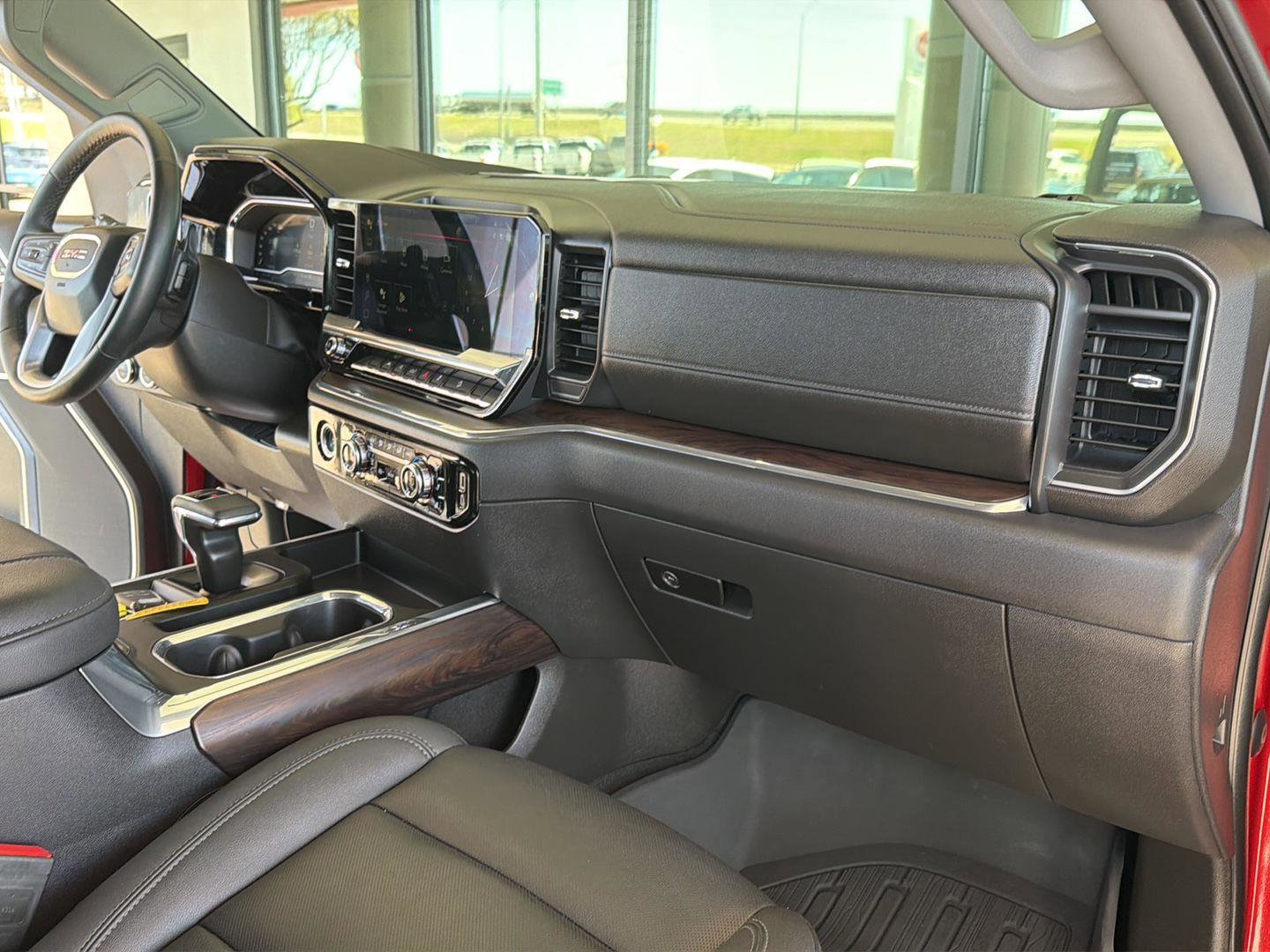 Used 2023 GMC Sierra 1500 SLT image 19