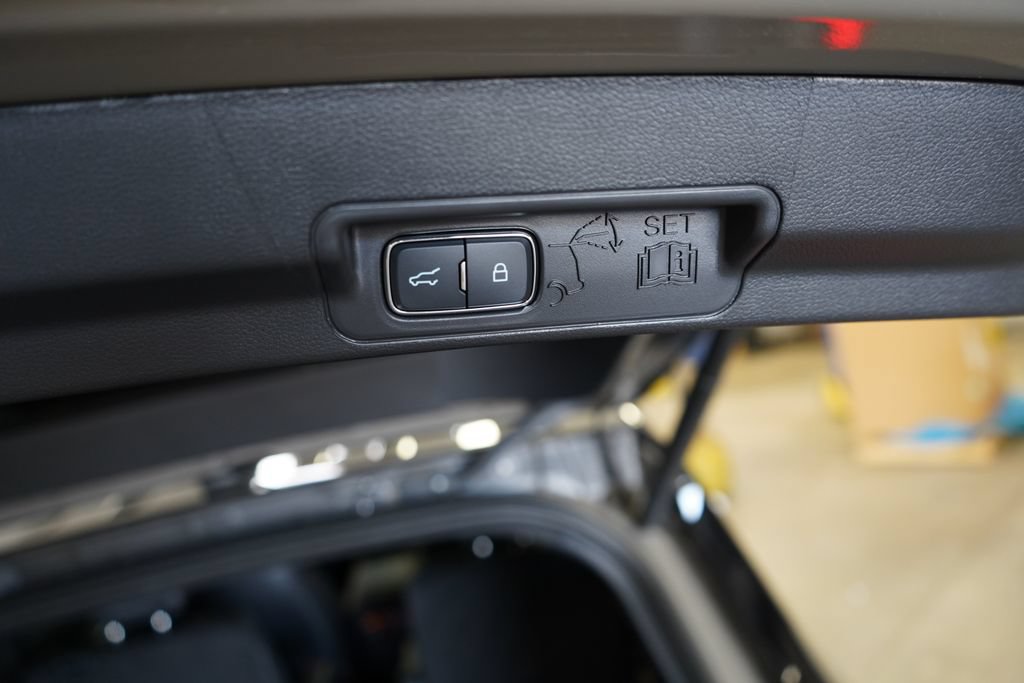 New 2026 Ford Explorer ST AWD/4WD image 24