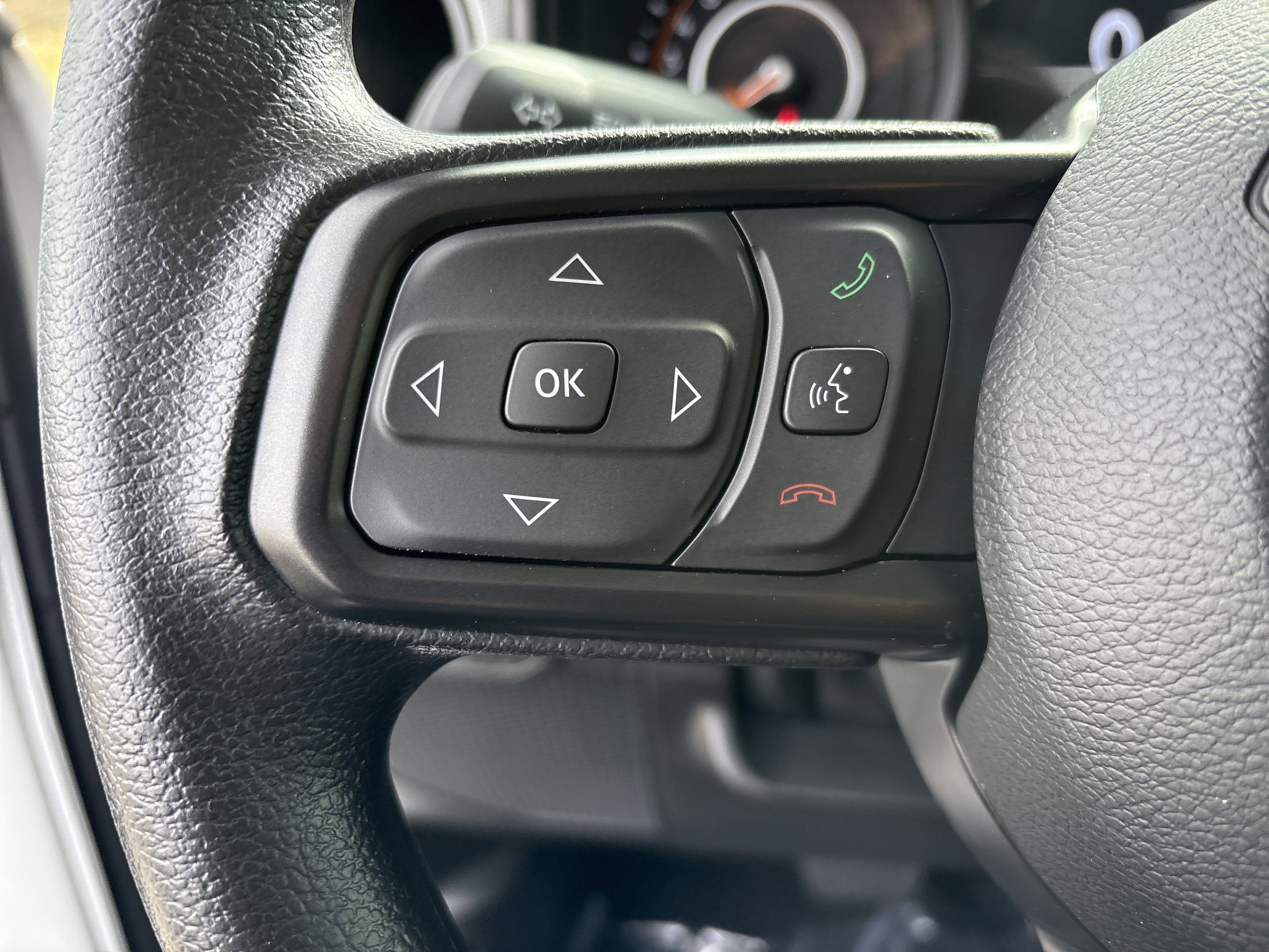 Certified 2025 Jeep Gladiator Nighthawk image 23