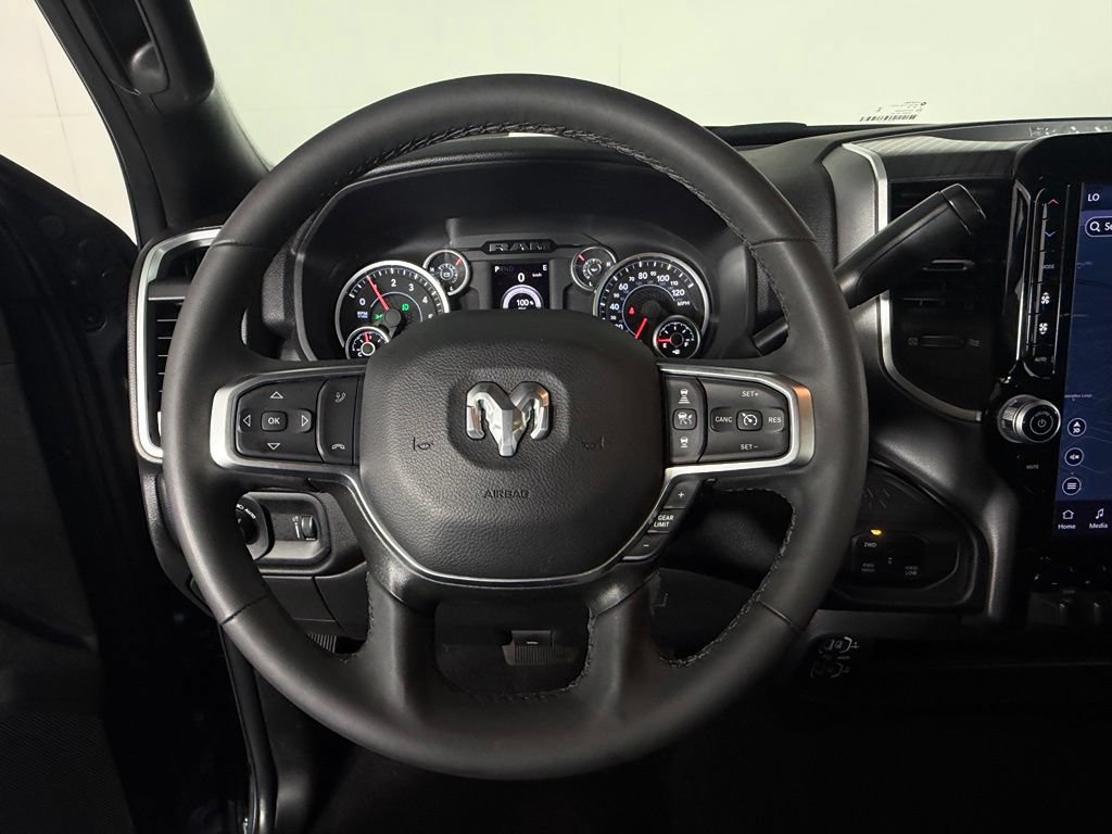 Used 2025 RAM 2500 Big Horn AWD/4WD image 13