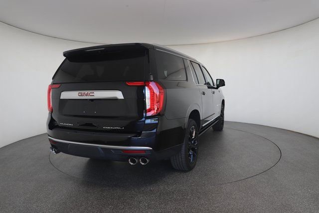 Used 2022 GMC Yukon XL Denali image 16