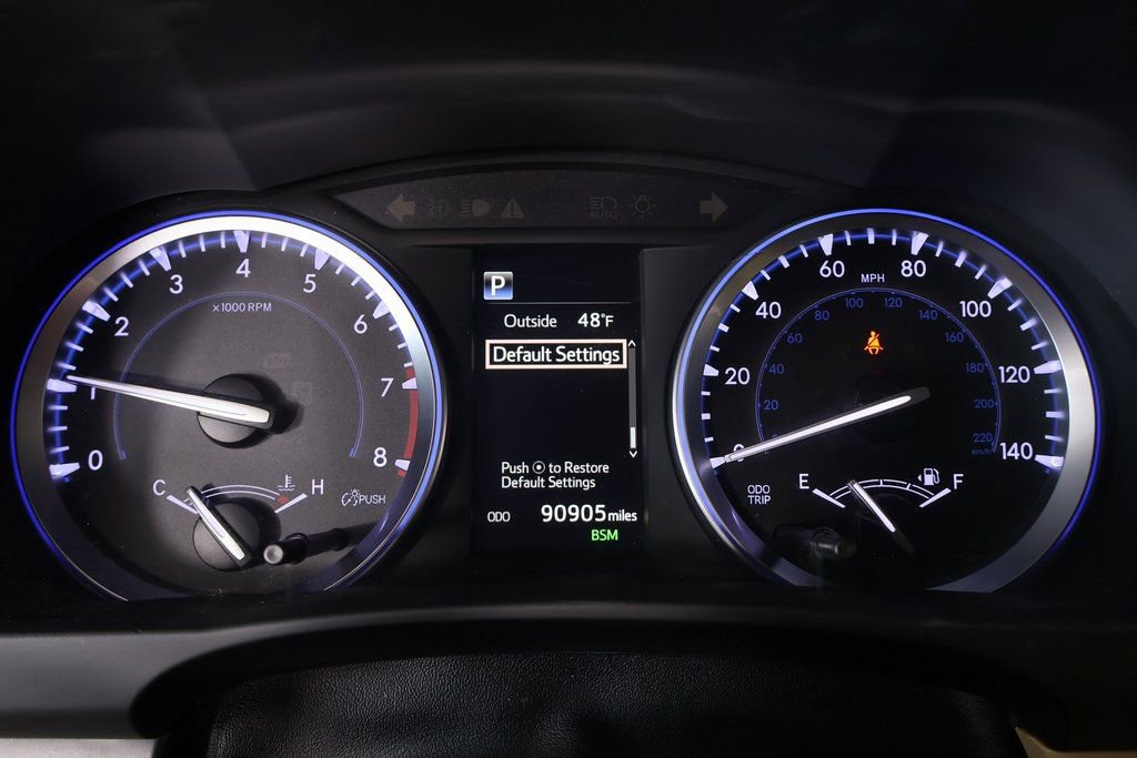 Used 2019 Toyota Highlander XLE image 4