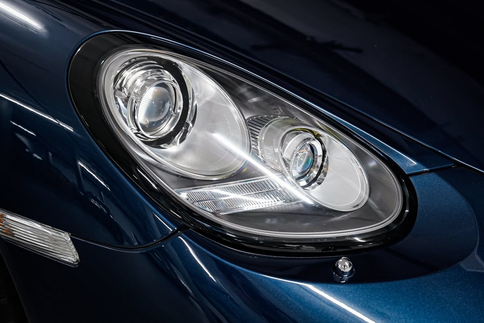 Used 2012 Porsche Cayman R RWD image 37